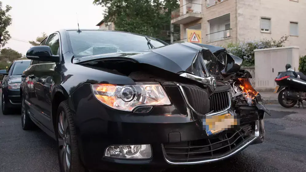 השר דן מרידור ורעייתו נפצעו קל בתאונה בירושלים השר דן מרידור ורעייתו נפצעו קל בתאונה בירושלים