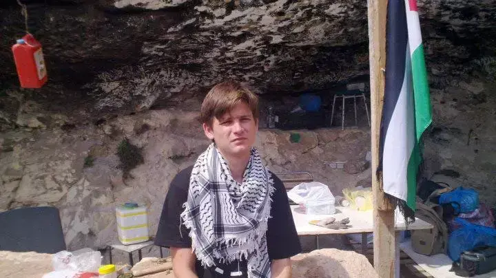 אנדריי פששניקוב, עבר להתגורר במחנה הפליטים דהיישה בבית לחם