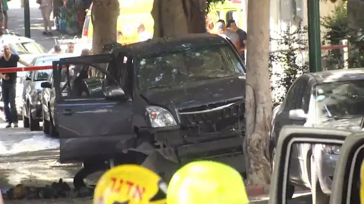 מאבטחו של ניסים אלפרון נפצע מפיצוץ ברכב מאבטחו של ניסים אלפרון נפצע מפיצוץ ברכב