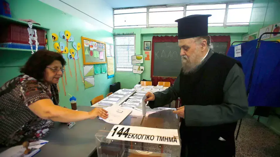 יוון שוב בוחרת פרלמנט: "הבעיות לא ייפתרו"