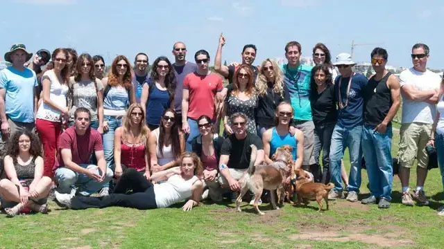 יום התנדבות של קבוצת "רווקים/רווקות אוהבי חיות" בכלביית גליל ים יום התנדבות של קבוצת "רווקים/רווקות אוהבי חיות" בכלביית גליל ים