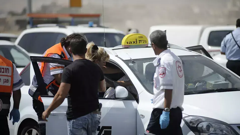 שני הרוגים מירי על רכב חולף בצומת חורה, חברון, יוני 2012 שני הרוגים מירי על רכב חולף בצומת חורה, חברון, יוני 2012