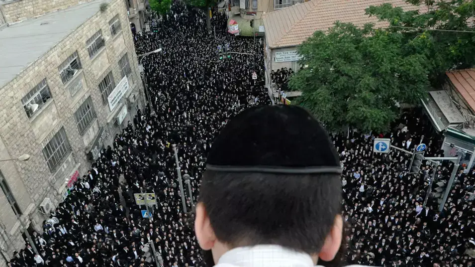 אלפי חרדים הפגינו בכיכר השבת בירושלים לקראת פרסום מסקנות פלסנר אלפי חרדים הפגינו בכיכר השבת בירושלים לקראת פרסום מסקנות פלסנר