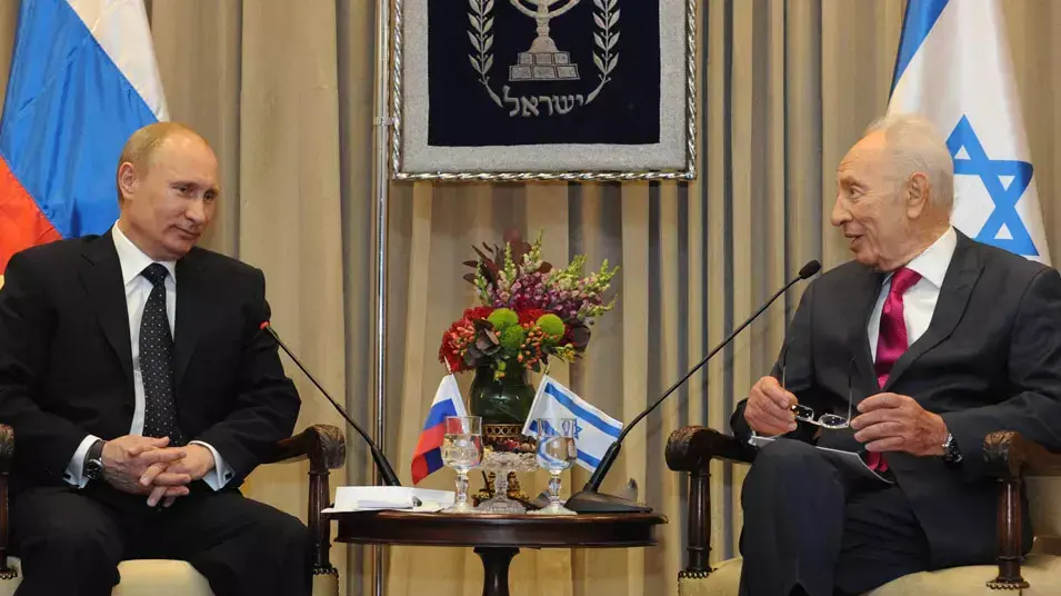 קבלת פנים חגיגית שערך נשיא המדינה שמעון פרס לנשיא רוסיה ולדימיר פוטין הערב, יוני 2012 קבלת פנים חגיגית שערך נשיא המדינה שמעון פרס לנשיא רוסיה ולדימיר פוטין הערב, יוני 2012
