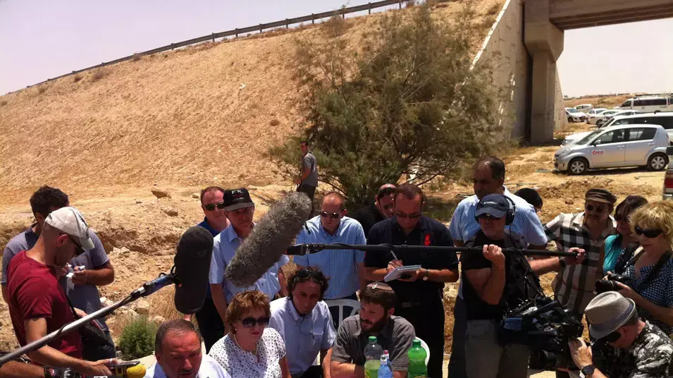 ליברמן התעמת עם ח"כ א-סנע: "טרוריסט, נטפל בך"
