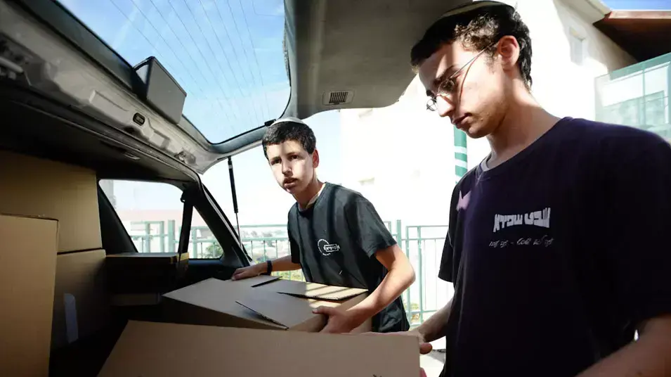 היום השני מפינוי האולפנה בבית אל, יוני 2012 היום השני מפינוי האולפנה בבית אל, יוני 2012