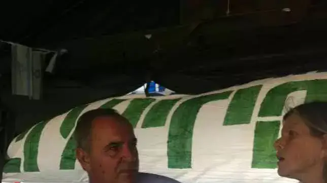 ח"כ אבי דואן במאהל הפראיירים, יולי 2012 ח"כ אבי דואן במאהל הפראיירים, יולי 2012