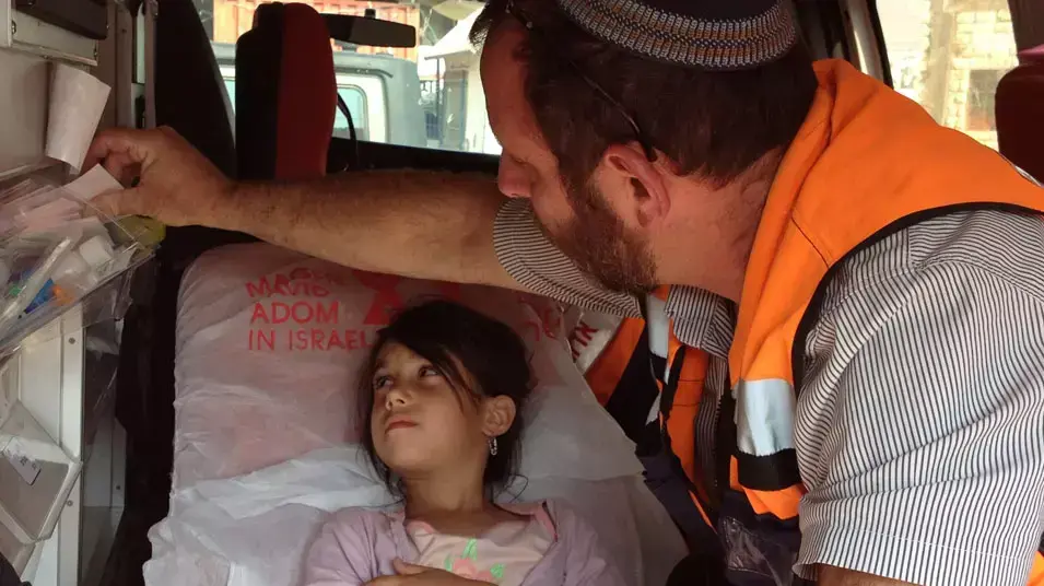 אחותה של שלהבת פס נפצעה מיידוי אבנים בחברון