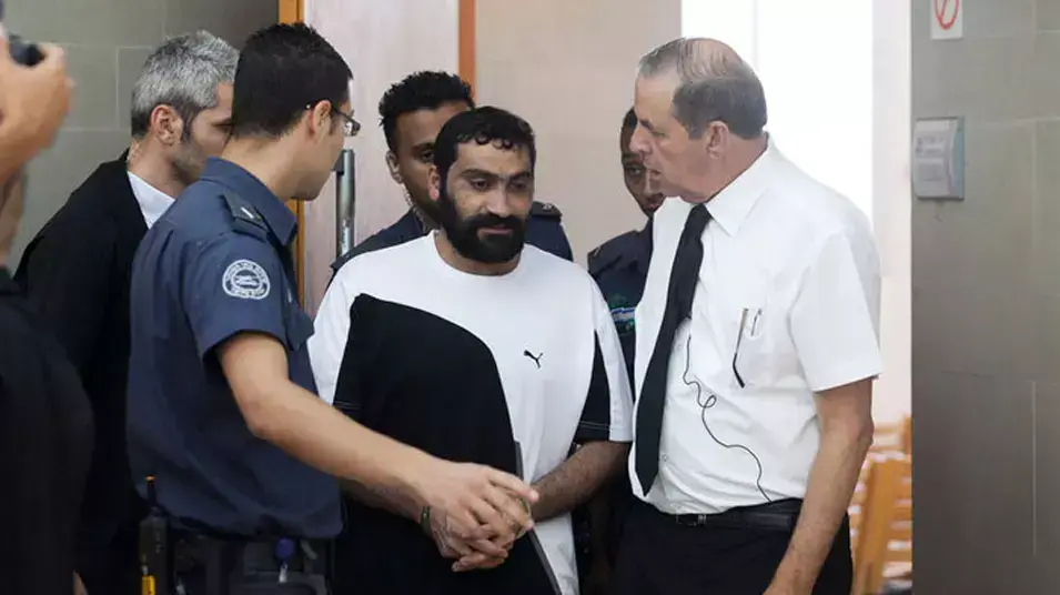 אביו של אנאס סרסור שוחרר למעצר בית בטייבה