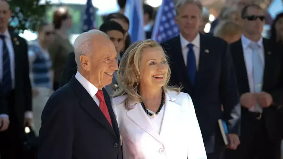 הילרי קלינטון נפגשת עם שמעון פרס הילרי קלינטון נפגשת עם שמעון פרס