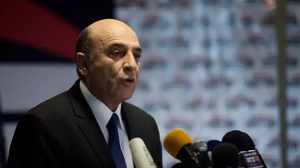 שאול מופז מתפטר שאול מופז מתפטר