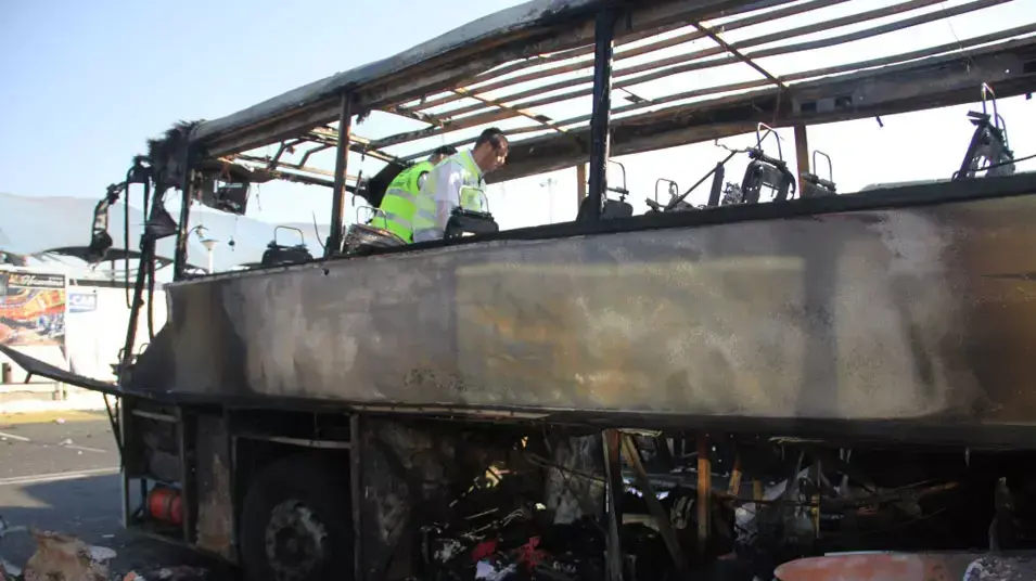פיגוע בבורגס בולגריה, זקא מטפלים בהרוגים, יולי 2012 פיגוע בבורגס בולגריה, זקא מטפלים בהרוגים, יולי 2012
