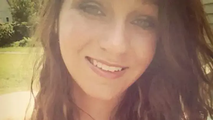 סוואנה דיטריך נערה מארה"ב שהותקפה מינית פרסמה את שמות תוקפיה בטוויטר, יולי 12