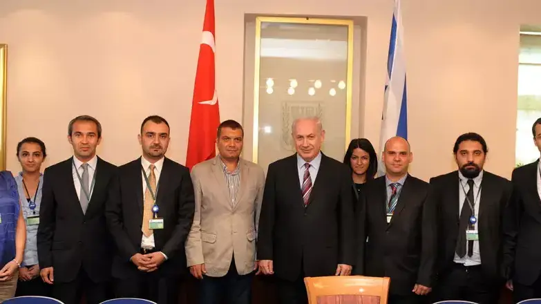 ראש הממשלה בנימין נתניהו במפגש עם משלחת עיתונאים ראש הממשלה בנימין נתניהו במפגש עם משלחת עיתונאים
