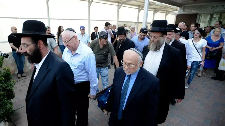 הלוויה של מרים בן פורת, יוני 2012 הלוויה של מרים בן פורת, יוני 2012