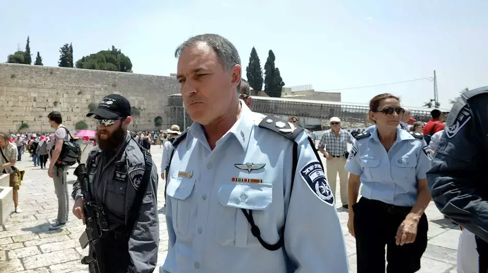 המפכ"ל יוחנן דנינו בסיור בהר הבית המפכ"ל יוחנן דנינו בסיור בהר הבית