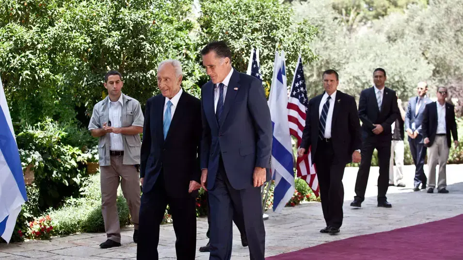 מיט רומני נפגש עם נשיא המדינה שמעון פרס בבית הנשיא, יולי 2012 מיט רומני נפגש עם נשיא המדינה שמעון פרס בבית הנשיא, יולי 2012