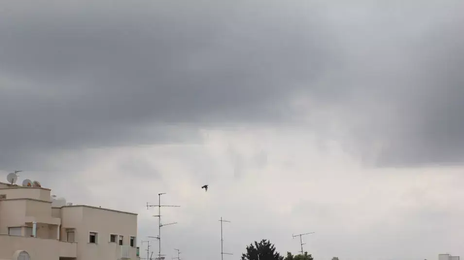 גשם ביולי, נהריה, יולי 2012 גשם ביולי, נהריה, יולי 2012