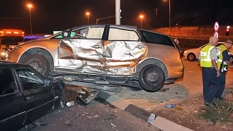 תאונת דרכים בצומת המוביל תאונת דרכים בצומת המוביל