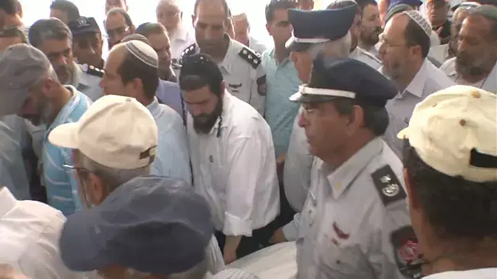 הכבאי ינון יצחקי שנהרג בתאונה הובא למנוחות