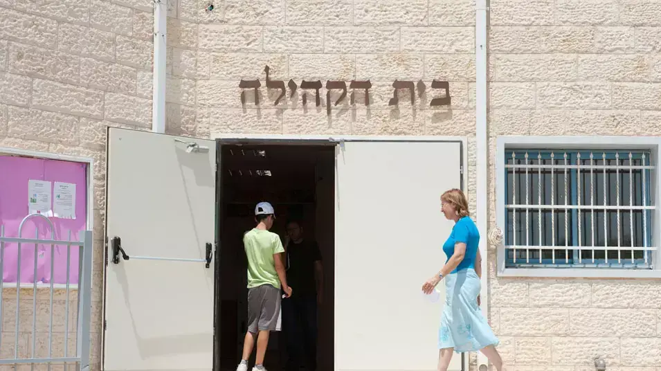 התנחלות בית חורון, יולי 2012 התנחלות בית חורון, יולי 2012
