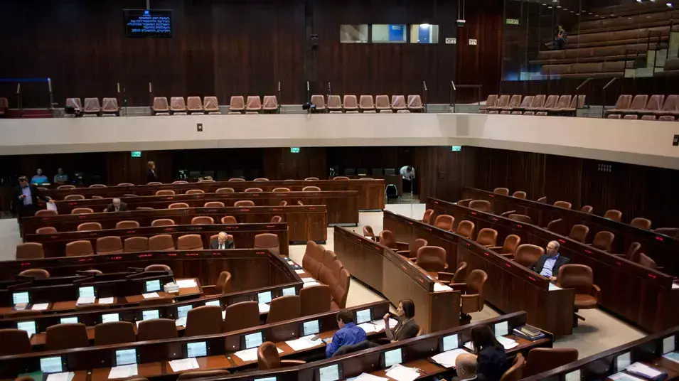 מליאת הכנסת, אוגוסט 2012 מליאת הכנסת, אוגוסט 2012