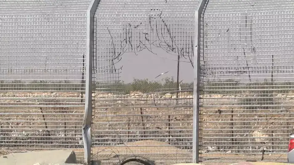 הגדר בגבול מצרים בו חדרו המחבלים לישראל הגדר בגבול מצרים בו חדרו המחבלים לישראל