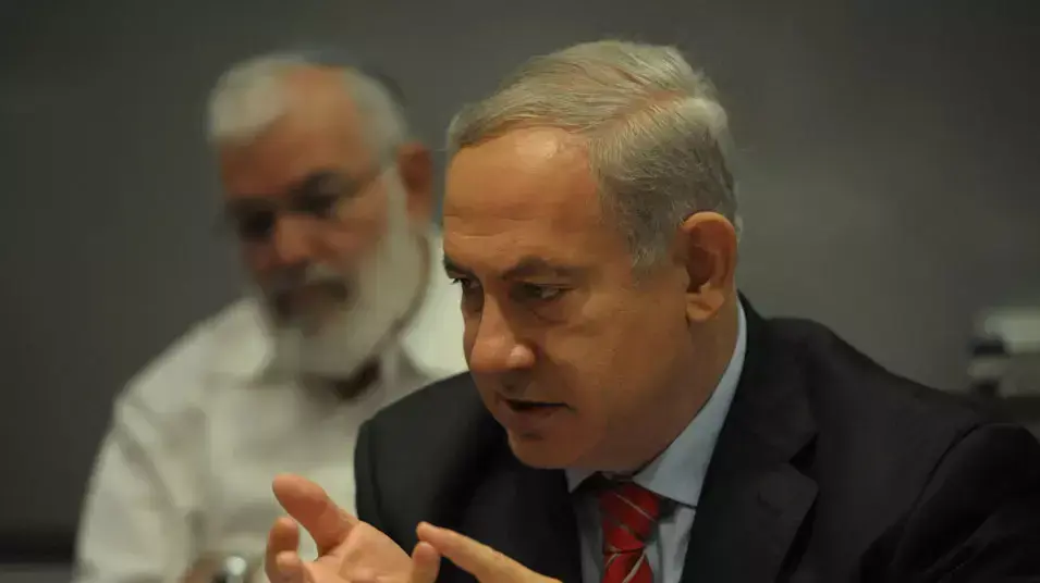 ראש הממשלה בנימין נתניהו בישיבת התקציב הבוקר, אוגוסט 2012 ראש הממשלה בנימין נתניהו בישיבת התקציב הבוקר, אוגוסט 2012