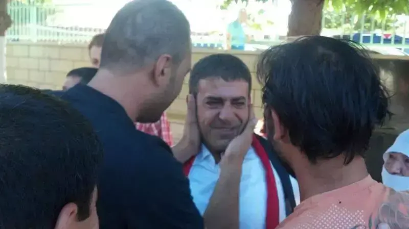 ישראל שחררה את האסיר הבטחוני סודקי אלמקת, אוגוסט 2012 ישראל שחררה את האסיר הבטחוני סודקי אלמקת, אוגוסט 2012
