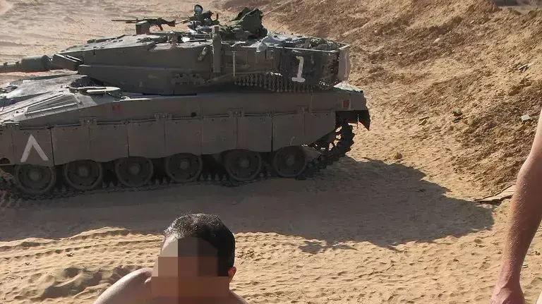 תמונות עירום של חיילי צה"ל זלגו לאתרי פורנו תמונות עירום של חיילי צה"ל זלגו לאתרי פורנו