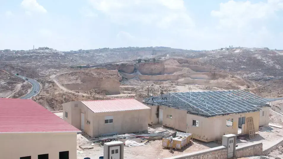 ההתנחלות מגרון, אוגוסט 2012 ההתנחלות מגרון, אוגוסט 2012