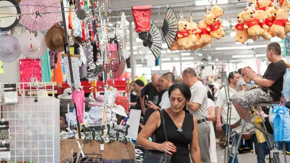 שוק רמלה לוד בתחנת הרכבת מלחה בירושלים בעקבות פשיטת המשטרה , ספטמבר 2012 שוק רמלה לוד בתחנת הרכבת מלחה בירושלים בעקבות פשיטת המשטרה , ספטמבר 2012