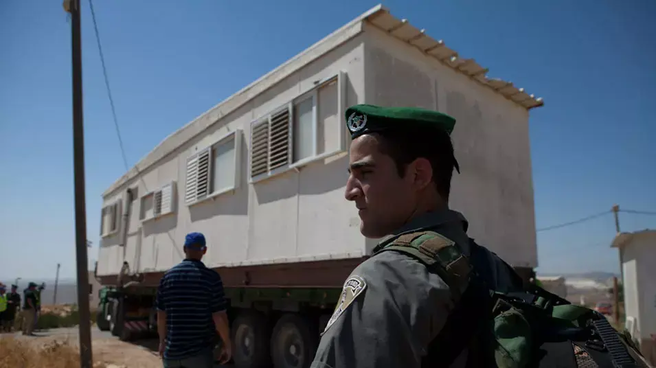 פינוי המבנים במגרון, ספטמבר 2012 פינוי המבנים במגרון, ספטמבר 2012