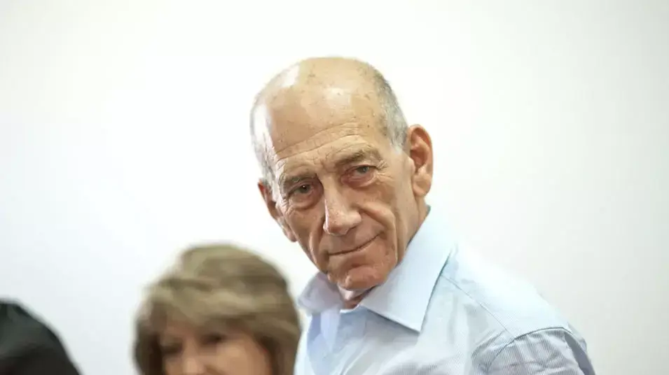 התביעה חזרה בה: לא מבקשת קלון על אולמרט
