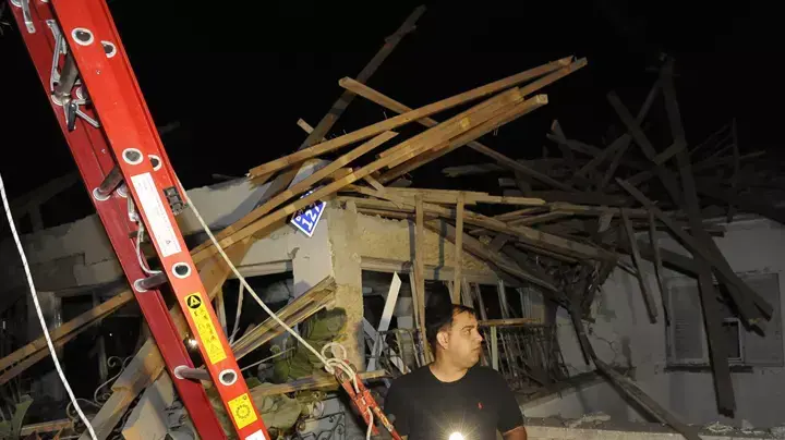 רקטת גראד התפוצצה בבית בנתיבות, ספטמבר 2012 רקטת גראד התפוצצה בבית בנתיבות, ספטמבר 2012