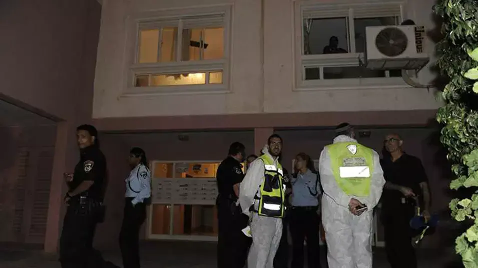 חשד לרצח בדימונה: גופת אשה נמצאה בדירה חשד לרצח בדימונה: גופת אשה נמצאה בדירה