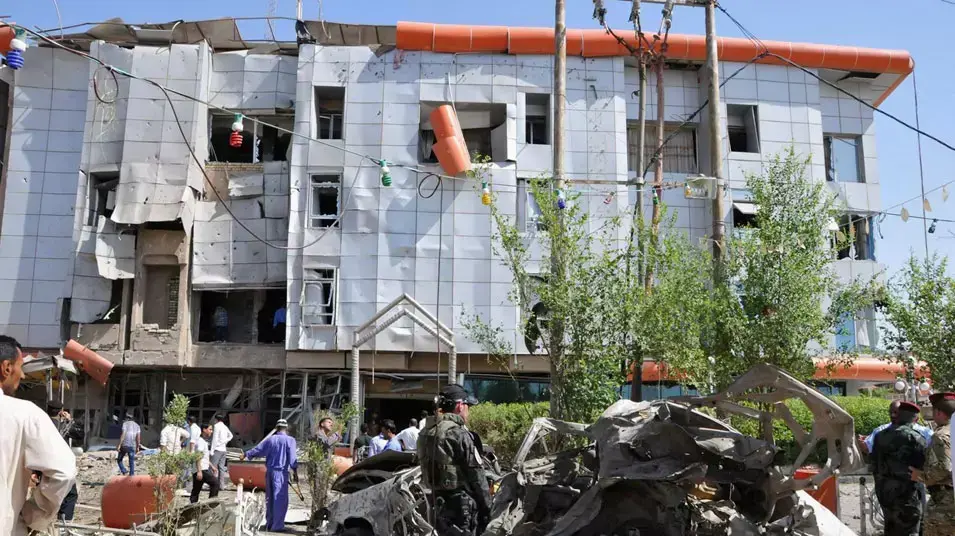 זירת פיגוע ליד הקונסולייה הצרפתית בעיר נאסרייה הסמוכה לבגדד, עירק, 9 בספטמבר 2012 זירת פיגוע ליד הקונסולייה הצרפתית בעיר נאסרייה הסמוכה לבגדד, עירק, 9 בספטמבר 2012