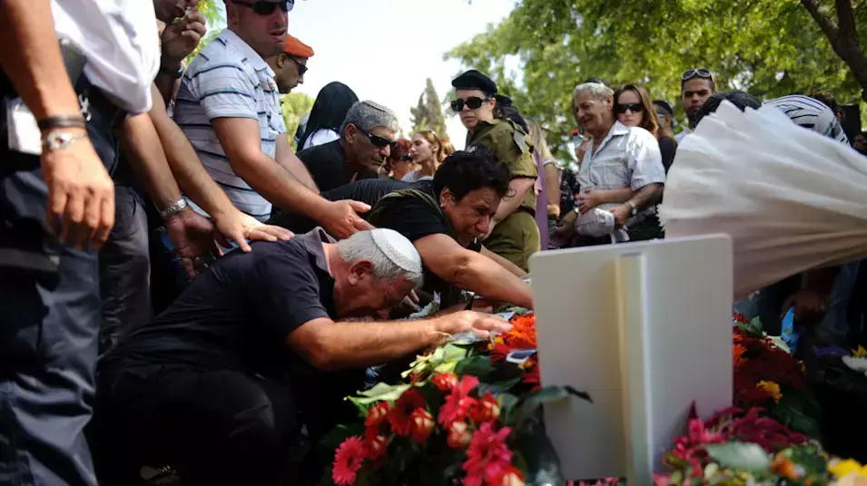 הלווייתו של ליאור פרחי, ספטמבר 2012 הלווייתו של ליאור פרחי, ספטמבר 2012