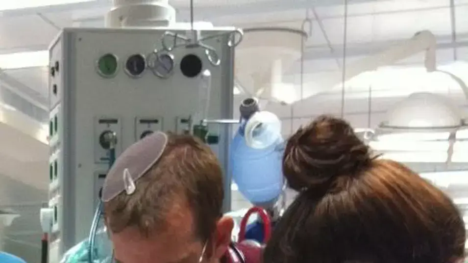 אחרי יממה: קרובי התינוק שנפגע בתאונה הגיעו לבקרו