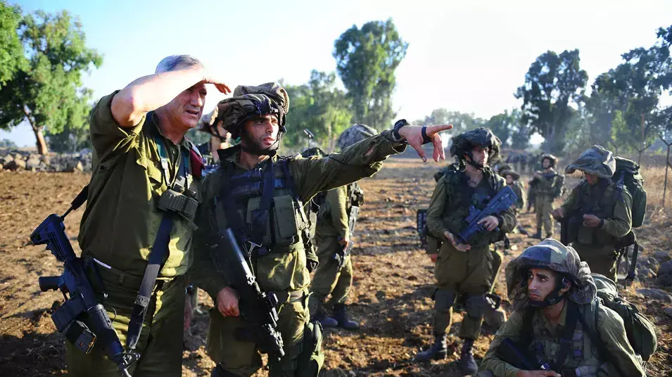 הרמטכ"ל, רב-אלוף בני גנץ, מבקר בתרגיל חטיבתי של גולני ברמת הגולן הרמטכ"ל, רב-אלוף בני גנץ, מבקר בתרגיל חטיבתי של גולני ברמת הגולן