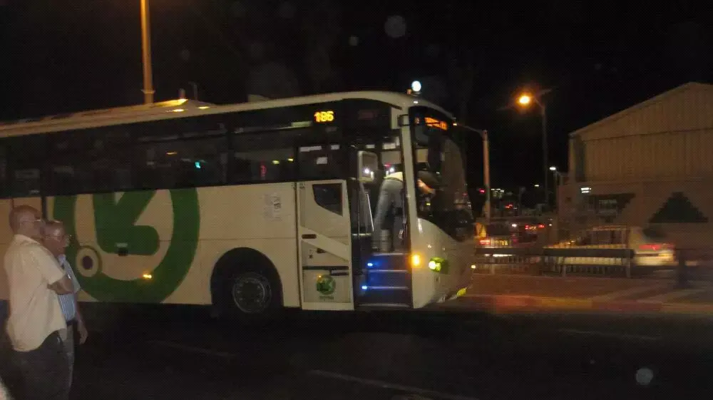 זירת תאונה בה נדרסה אישה למוות ע"י אוטובוס ליד הקניון של פתח תקווה, 23 ספטמבר 2012 זירת תאונה בה נדרסה אישה למוות ע"י אוטובוס ליד הקניון של פתח תקווה, 23 ספטמבר 2012