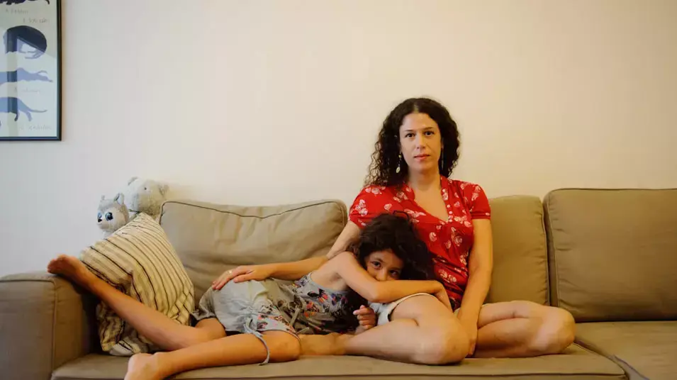 משפחות של ילדים אוטיסטים שקורסות תחת הנטל הכלכלי ברמת השרון, ספטמבר 2012 משפחות של ילדים אוטיסטים שקורסות תחת הנטל הכלכלי ברמת השרון, ספטמבר 2012