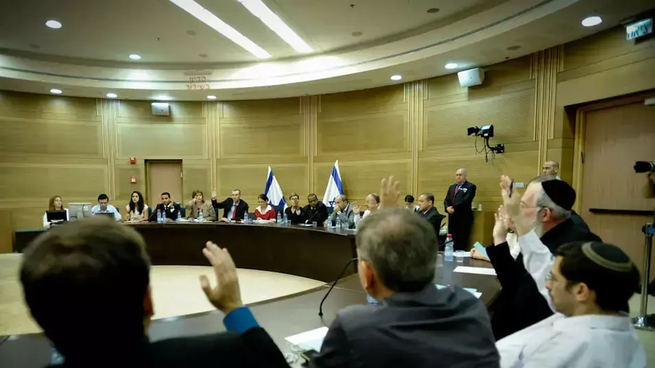 הצבעה בוועדת הכנסת על החוק לפיזור הכנסת הצבעה בוועדת הכנסת על החוק לפיזור הכנסת