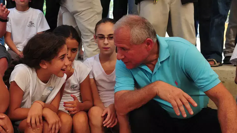 השר להגנת העורף אבי דיכטר במטה פיקוד העורף השר להגנת העורף אבי דיכטר במטה פיקוד העורף