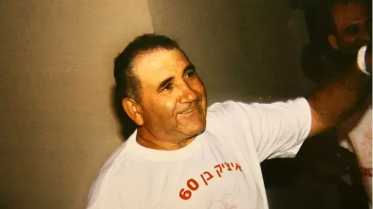 חשד לרצח בשרון: הפתיע פורצים - ונדקר למוות