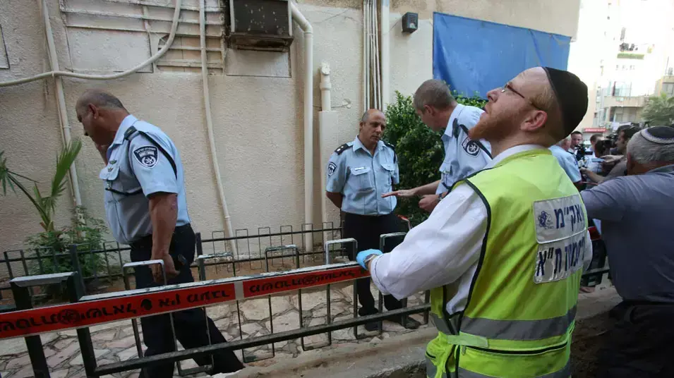 בעל רצח את אשתו ברחוב בלפור בבת ים בעל רצח את אשתו ברחוב בלפור בבת ים