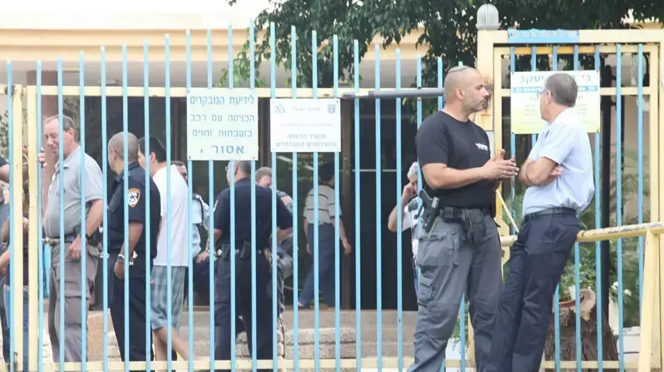 שד להתעללות בחוסים: מטפלים היכו ותקפו מינית שד להתעללות בחוסים: מטפלים היכו ותקפו מינית