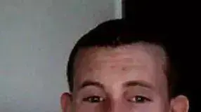 ג'ושוע רוזסה, שנפל אל מותו מצוק כאשר ברח מנחיל דבורים, אריזונה, אוקטובר 2012
