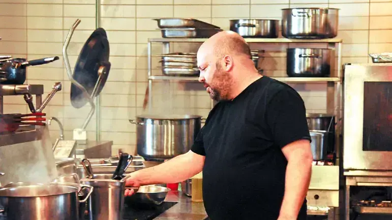 יונתן רושפלד יונתן רושפלד