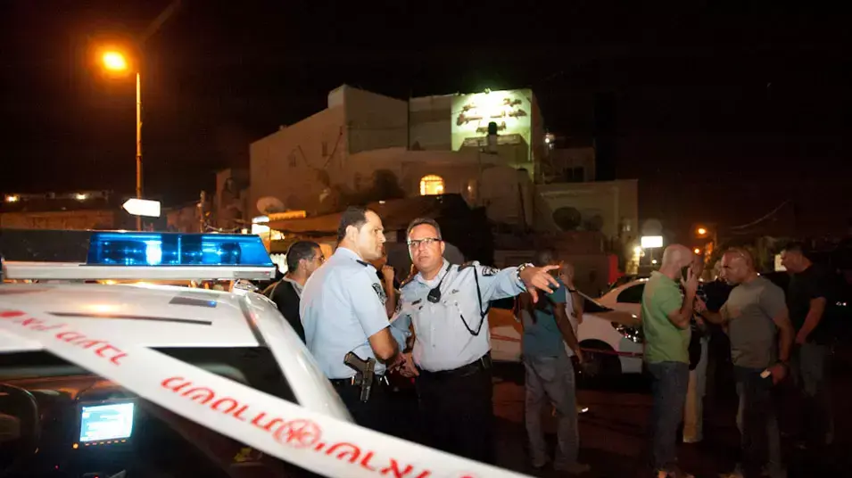 יהודי בן 34 נפצע בינוני מדקירה בשכונת ראס אל-עמוד במזרח ירושלים, נובמבר 2012 יהודי בן 34 נפצע בינוני מדקירה בשכונת ראס אל-עמוד במזרח ירושלים, נובמבר 2012